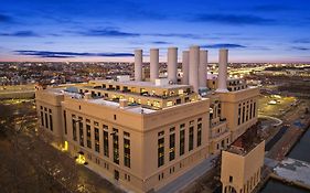 Riversuites At The Battery